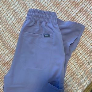 Figs- Lavender dew skinny scrub pant XS tall